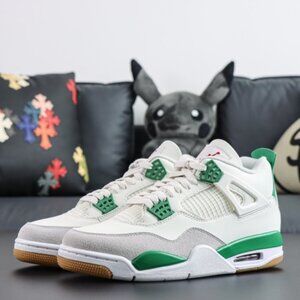 Nike SB x Air Jordan 4 'Pine Green
